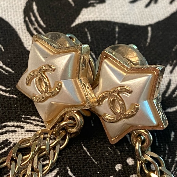 Authentic Chanel earrings - Picture 2 of 13
